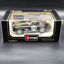 Load image into Gallery viewer, Bburago Mercedes-Benz 300 SL (1954) Gullwing Black #3015 1:18 Die Cast Car
