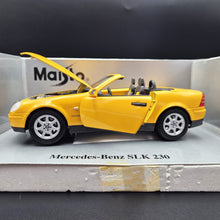 Load image into Gallery viewer, Maisto 1996 Mercedes-Benz SLK 230 Cabriolet Yellow #31838 1:18 Die Cast Car