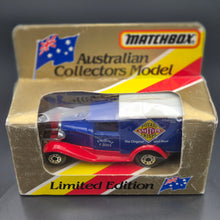 Load image into Gallery viewer, Matchbox 1990 Ford Model A Van Smith's Crisps Australia Blue 1-75 Series MB38 Boxed