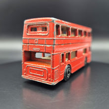 Load image into Gallery viewer, Matchbox 1972 The Londoner Bus #MB17 Red Matchbox 1-75 Superfast
