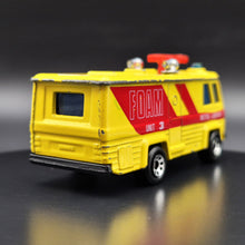 Load image into Gallery viewer, Matchbox 1984 Command Vehicle Yellow Metro Airport - Foam Unit #MB54 1-75 Series