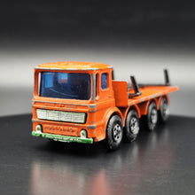 Load image into Gallery viewer, Matchbox Lesney 1971 Leyland Pipe Truck Orange #10 Matchbox 1-75