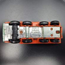 Load image into Gallery viewer, Matchbox Lesney 1971 Leyland Pipe Truck Orange #10 Matchbox 1-75