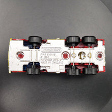 Load image into Gallery viewer, Matchbox 1990 Fire Engine (1976 Oshkosh L Series Fire Truck) Red #MB18 1-75 Series