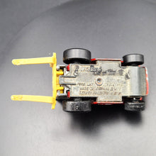 Load image into Gallery viewer, Matchbox 1976 Fork Lift Truck Red MB15 Superfast 1-75 Series