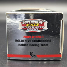 Load image into Gallery viewer, Classic Carlectables 2009 Holden VE Commodore Holden Racing Team Tander/Davison Bathurst 1000 Winner 1:64 Model