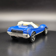 Load image into Gallery viewer, Corgi Juniors 1971 Pininfarina Alfa Romeo P33 Blue #73 Die Cast Car