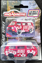 Load image into Gallery viewer, Majorette 2024 Volkswagen Combi T3 Fuchsia #234 Castheads Premium Cars New