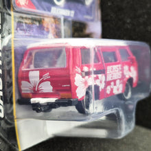 Load image into Gallery viewer, Majorette 2024 Volkswagen Combi T3 Fuchsia #234 Castheads Premium Cars New