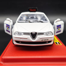 Load image into Gallery viewer, Bburago 2002 Alfa Romeo 156 Taxi White #0122 1:24 Super Car Collection Diecast