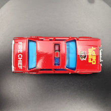 Load image into Gallery viewer, Matchbox 1990 Ford LTD Fire Chief Car Red Motor City Series - Rare