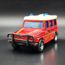 Load image into Gallery viewer, Matchbox 1988 Mercedes-Benz 280 GE Rescue Unit Red Motor City Series