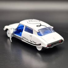 Load image into Gallery viewer, Majorette 2024 Citroen DS 21 White #253C French Touch Premium Series