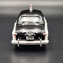 Load image into Gallery viewer, 2013 First Response Replicas 1950 Ford Custom State Police White/Black 1:43 Scale