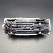 Load image into Gallery viewer, 2013 First Response Replicas 1950 Ford Custom State Police White/Black 1:43 Scale