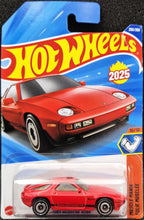 Load image into Gallery viewer, Hot Wheels 2025 1983 Porsche 928S Red #250 Muscle Mania 10/10 New Long Card