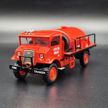 Load image into Gallery viewer, Trax - 1940’s Chevrolet Blitz Wagon – Fire Fighting Tanker #TR8 1:50 Die Cast Model
