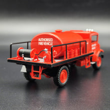 Load image into Gallery viewer, Trax - 1940’s Chevrolet Blitz Wagon – Fire Fighting Tanker #TR8 1:50 Die Cast Model