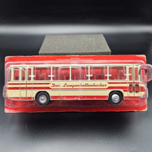 Load image into Gallery viewer, IXO Hachette 1969 MAN 535 HO Bavarian Touring Coach "Der Langenhettenbacher" 1:43 Model