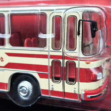 Load image into Gallery viewer, IXO Hachette 1969 MAN 535 HO Bavarian Touring Coach "Der Langenhettenbacher" 1:43 Model