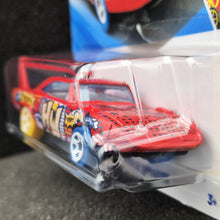 Load image into Gallery viewer, Hot Wheels 2025 '70 Plymouth Superbird Red #87 HW Art Cars 7/10 New Long Card