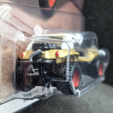 Load image into Gallery viewer, Hot Wheels 2024 Meyers Manx Gold Hot Wheels Boulevard #108 New