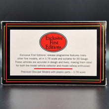 Load image into Gallery viewer, Exclusive First Editions 1965 Bristol MW Coach - Lincolnshire #16206 1:76 Die Cast Model