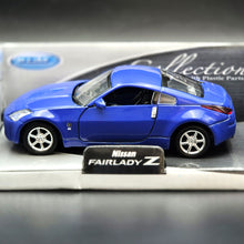 Load image into Gallery viewer, Welly 2003 Nissan Fairlady Z (350Z) Dark Blue 1:36 #42329 Collection Series Boxed