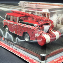 Load image into Gallery viewer, Amercom 1970 Citroën Drouville FPT Pump-and-Tank Fire Tender France 1:57 Die Cast Model