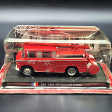Load image into Gallery viewer, Amercom 1970 Citroën Drouville FPT Pump-and-Tank Fire Tender France 1:57 Die Cast Model