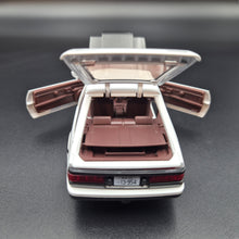 Load image into Gallery viewer, Explorafind 1986 Toyota Trueno AE86 "Initial D" White 1:32 Die Cast Car