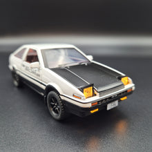 Load image into Gallery viewer, Explorafind 1986 Toyota Trueno AE86 "Initial D" White 1:32 Die Cast Car