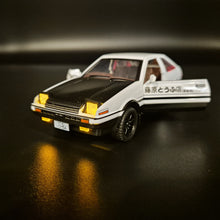 Load image into Gallery viewer, Explorafind 1986 Toyota Trueno AE86 "Initial D" White 1:32 Die Cast Car