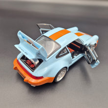 Load image into Gallery viewer, Explorafind 1994 Porsche 964 Turbo Carrera RS Gulf Blue 1:24 Die Cast Car