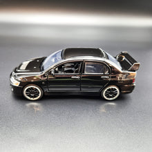 Load image into Gallery viewer, Explorafind 2007 Mitsubishi EVO IX Black 1:32 Die Cast Car