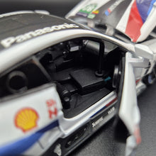 Load image into Gallery viewer, Explorafind 2018 BMW M8 GTE #82 2018-19 FIA WEC Race Car White 1:32 Die Cast Car