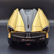 Load image into Gallery viewer, Explorafind 2018 Pagani Huayra Gold 1:24 Die Cast Car