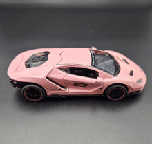 Load image into Gallery viewer, Explorafind 2019 Lamborghini Centenario LP770-4 Pink 1:32 Die Cast Car