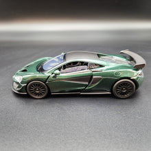 Load image into Gallery viewer, Explorafind 2019 McLaren 570S GT4 Dark Green 1:32 Die Cast Car
