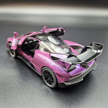 Load image into Gallery viewer, Explorafind 2019 McLaren Senna Purple 1:32 Die Cast Car