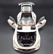 Load image into Gallery viewer, Explorafind 2019 Mercedes-AMG GT White 1:18 Die Cast Car