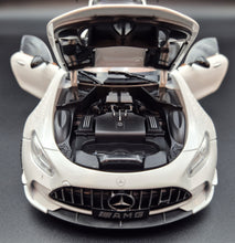 Load image into Gallery viewer, Explorafind 2019 Mercedes-AMG GT White 1:18 Die Cast Car