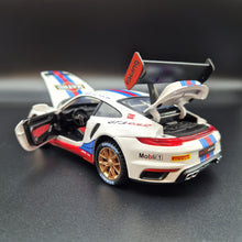 Load image into Gallery viewer, Explorafind 2019 Porsche 911 GT3 RSR White/Blue 1:32 Die Cast Car