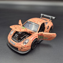 Load image into Gallery viewer, Explorafind 2019 Porsche 911 RSR Pink 1:32 Die Cast Race Car