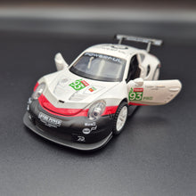 Load image into Gallery viewer, Explorafind 2019 Porsche 911 RSR White 1:32 Die Cast Race Car