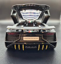 Load image into Gallery viewer, Explorafind 2021 Lamborghini Aventador SVJ LP780-4 Black 1:32 Die Cast Car