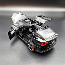 Load image into Gallery viewer, Explorafind 2020 Tesla Model X Black 1:24 Die Cast Car