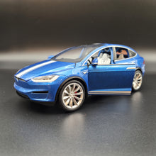 Load image into Gallery viewer, Explorafind 2020 Tesla Model X Metallic Blue 1:24 Die Cast Car