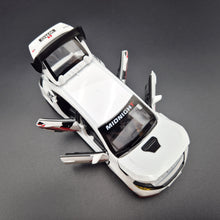 Load image into Gallery viewer, Explorafind 2021 Honda Civic Type R White 1:32 Die Cast Car