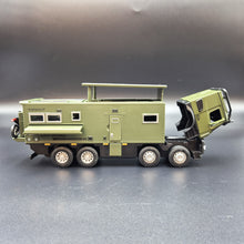Load image into Gallery viewer, Explorafind 2021 Mercedes Nomadism Off Road RV Army Green 1:24 Die Cast Truck